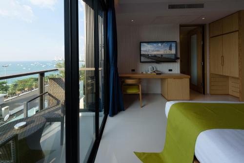 ディープ ブルー Z1020