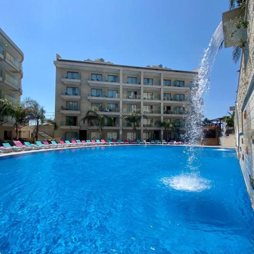 Sunshine Resort - Tabarja, Lebanon in Wata Slam