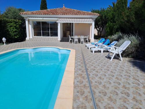 Maison 3 chambres avec piscine à 5 min à pied de la plage - Location saisonnière - Bandol