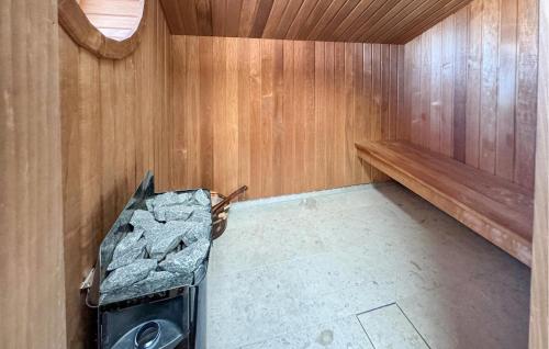 Rozrywka, Amazing Home In Visby in Nyhamn