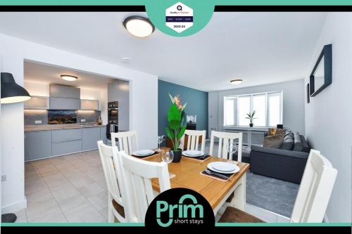 Morgan House- 4 Bed House, Near Nottingham Trent Uni – khách sạn tại Khac