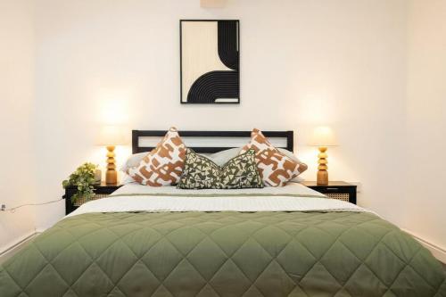 Norfolk House - Steps from Quays, Parks & Docks – khách sạn tại Westgate