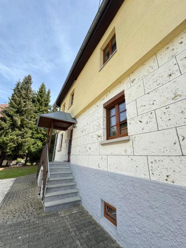 Gäste- & Tagungshaus Landglück – khách sạn tại Offingen