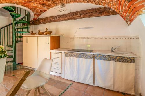 Cristal Apartments in Masserano