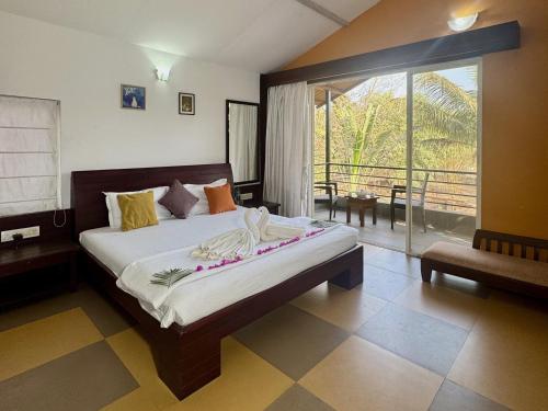 Cherilyn Monta Resort in Ratnagiri