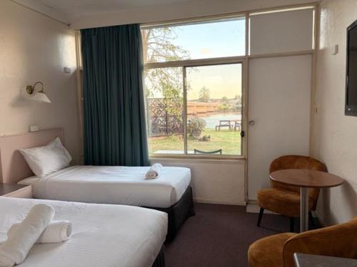 Moruya Waterfront Hotel Motel in Moruya