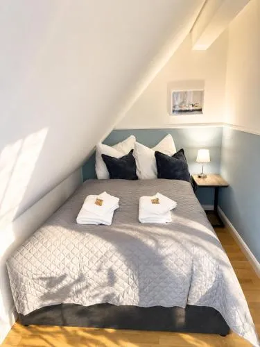 BELLA - Business&Family Ap 15,100m zum Konzerteingang Schloß, Parkplatz, SmartTV, Netflix, Waschmaschine, 24h Checkin, 30qm in Ludwigsburg, Deutschland