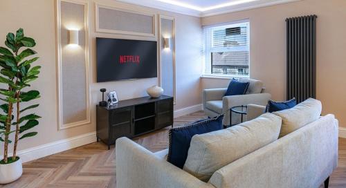 Cheltenham Loft 3