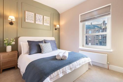 Cheltenham Loft 4