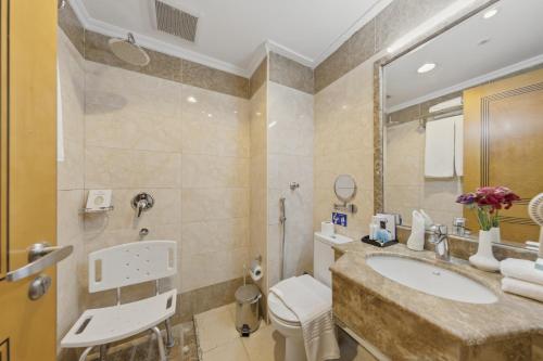 room detail thumbnail 2
