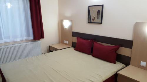 Ego Guest House - image 8