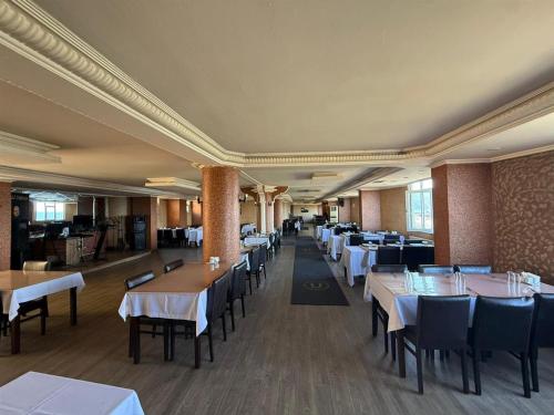 مطعم, Otel Ustabaş (Otel Ustabas) in هوبا