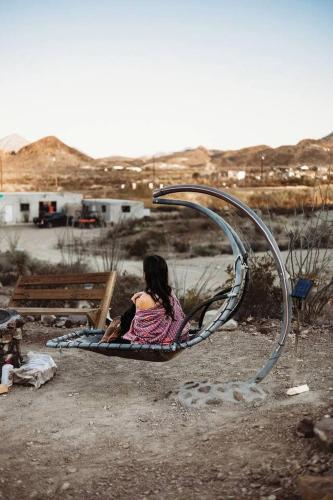 Incredible Dome on a Unique Space-Themed Site with Stunning Desert Views near Big Bend National Park in Terlingua (TX)