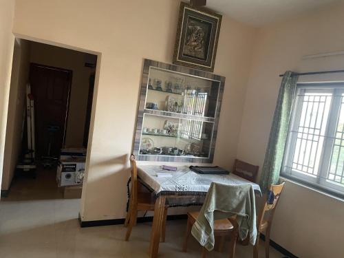 Iekārtas, Tova in Mettupalayam