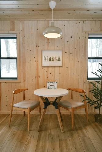 A-Frame Paradise: Retreat with Exclusive Steam Sauna in Mission Township in Breezy Point (MN)