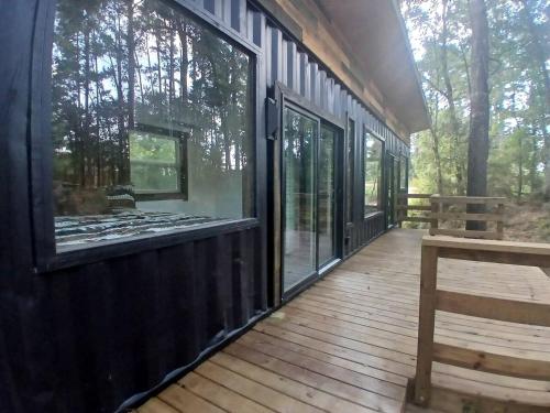 Secluded Container with BBQ for a Waterfront Retreat, Perfect for Fishing and Roasting S'Mores in Gr in Magnolia (TX)
