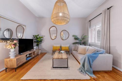 Cozy Oaks Apartment - image 4