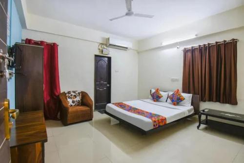 FabHotel Krishna Inn photo 2