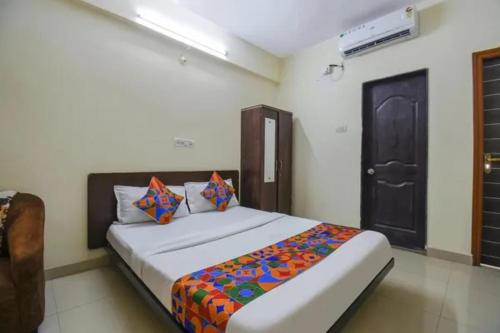 FabHotel Krishna Inn