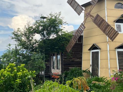 Peaceful Waterfall Homestay - Nhà Bên Thác – khách sạn tại Riong Serignac