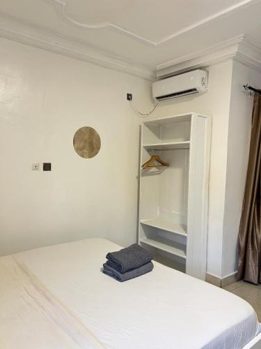 Le 5 Apartment à Kipé - RODAM Residence - image 4