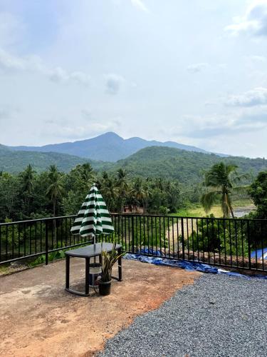 Nariman's riverstone hevan Resort in Kelakam