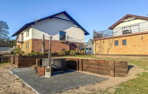 Viesnīcas āriene, Lovely Apartment In Szlachta With Wifi in Okoniny Nadjeziorne