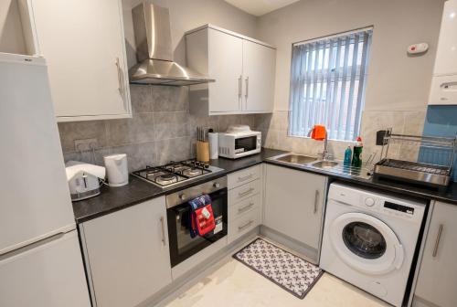 Kitchen, Stylish Three Bedroom Townhouse in Pemberton, Wigan in Wigan