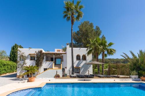 Asteria Eco Finca Sustainable 6 Bedroom Nature Retreat near UNVRS Ibiza