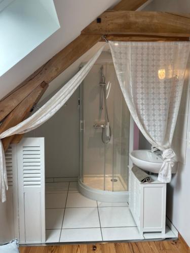 La paisible Ferme de Lessay in Channay-Sur-Lathan