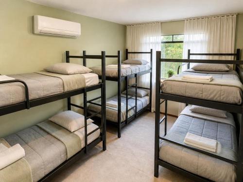 1 twin bed