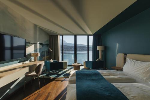 1 queen bed