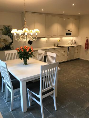 Hotelli välisilme, Modern Scandinavian Villa Near Sigtuna in Marsta