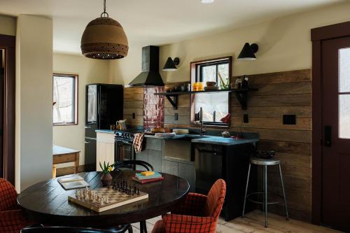 New Paltz Way Hotel - image 9