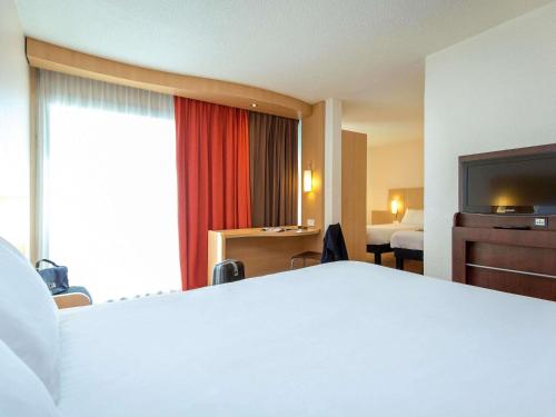 ibis Cavaillon Portes du Luberon