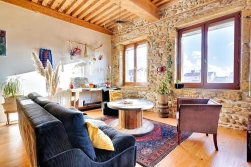 WeHost - Nuits - T2 avec cachet & vue dégagée – Croix-Rousse Lyon - Location saisonnière - Lyon