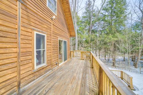 1/4 Mi to Hiawatha Forest Trails! Outdoor Retreat in Munising Township (MI)