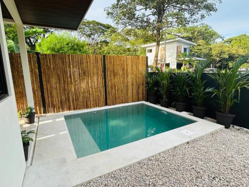 Peldbaseins, Casa Blanca avec piscine privée (Casa Blanca avec piscine privee) in La Garita Nueva