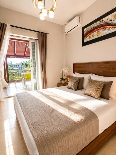Flogita 5 Seaside Apartments - 150m from Beach, Ideal for Families & Groups - Νέα Μουδανιά