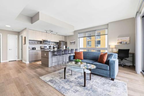 Bright Apt with Balcony – khách sạn tại Harbor Point