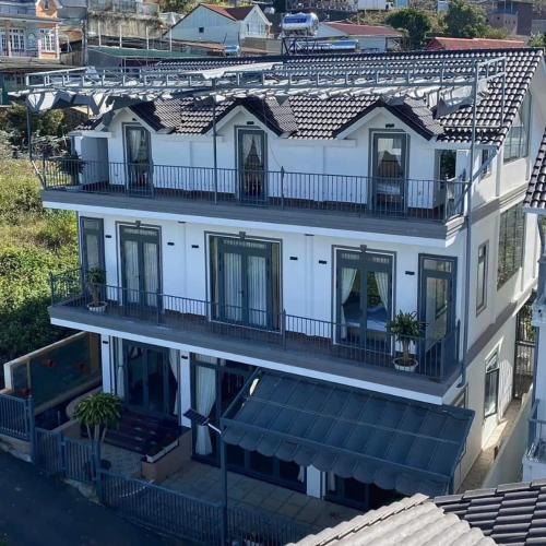 Tổ Kén Homestay — other in 35 hòn bồ, khu nhà mới Thái phiên, phường 12,đà lạt 6 phòng, Da Lat Vietnam,