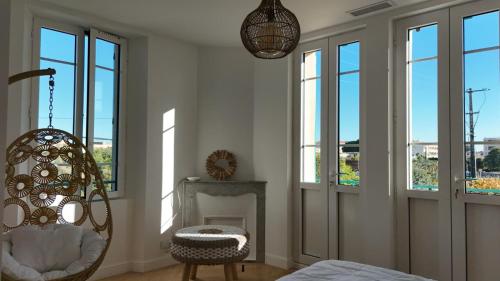 Superbe Appartement 4 pieces dans Villa de charme renovee proche plages et centre ville d'Antibes, C in Maure