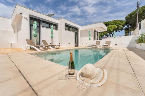 Casa Gerda modernes Haus mit Pool, ACs und Heizung, strandnah