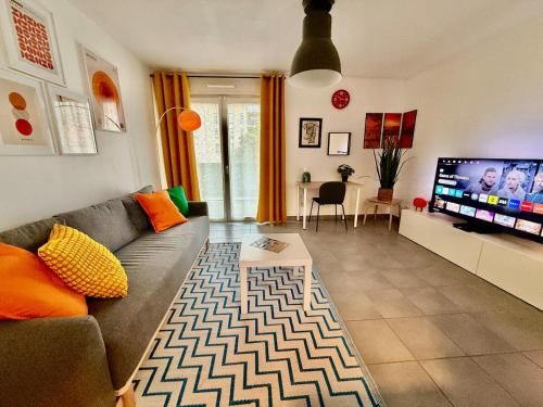2-Bedroom Apartment Stadium & LDLC Arena within walking distance Garage - Location saisonnière - Meyzieu