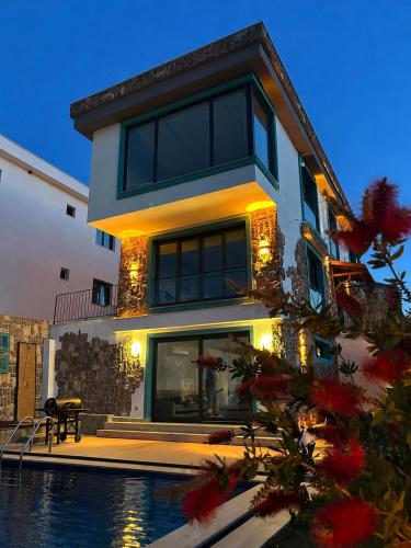 Villa Turquoise with Jacuzzi Suite and Private Pool