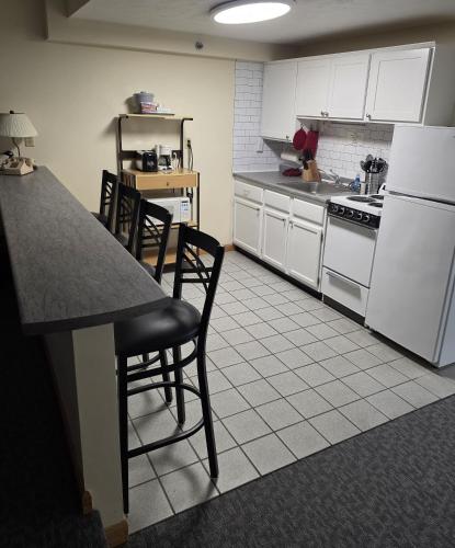 Wilson Lake Inn - image 28