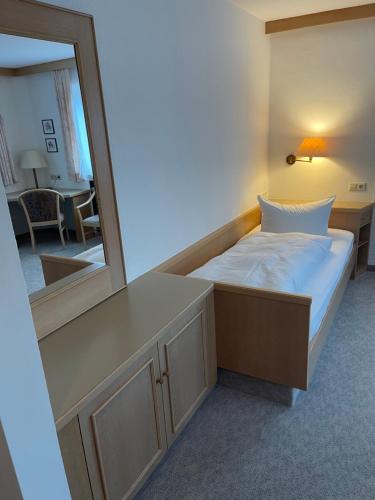 1 twin bed