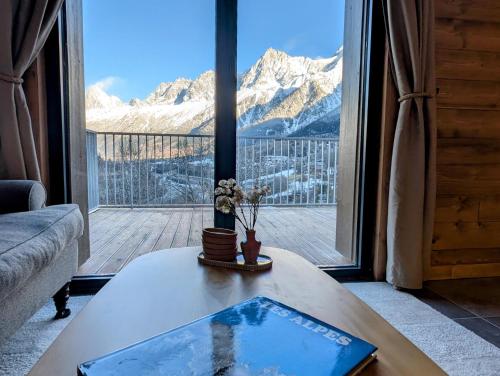 Apartment Leo - 2BR, Modern, Lift access, Mountain views