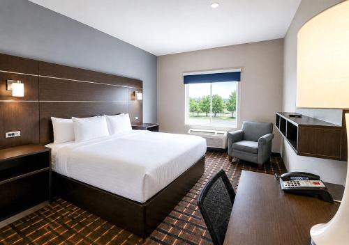 Rodeway Inn - image 4