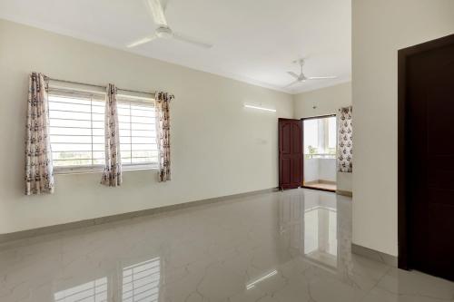 . OYO Hotel O Ramaraopet Near Kakinada Beach